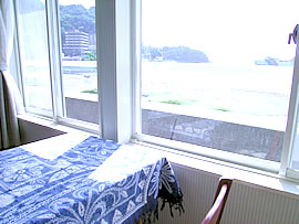 駿河湾が一望できる客室