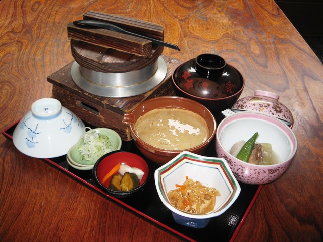 とろろ飯定食
